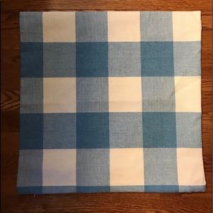 3/$20 - 💐Spring🌺 19x19 Blue & White Plaid Pillow Cover